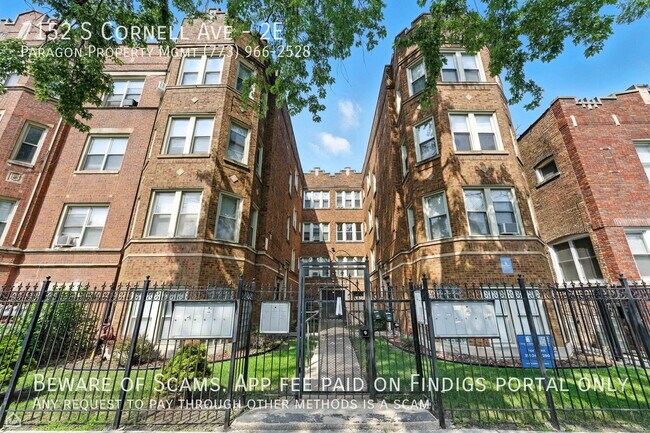 Building Photo - 7152 S Cornell Ave