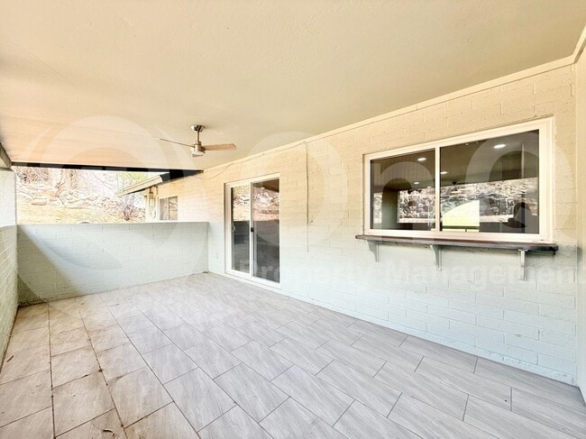 Building Photo - 1701 E Camino del Santo