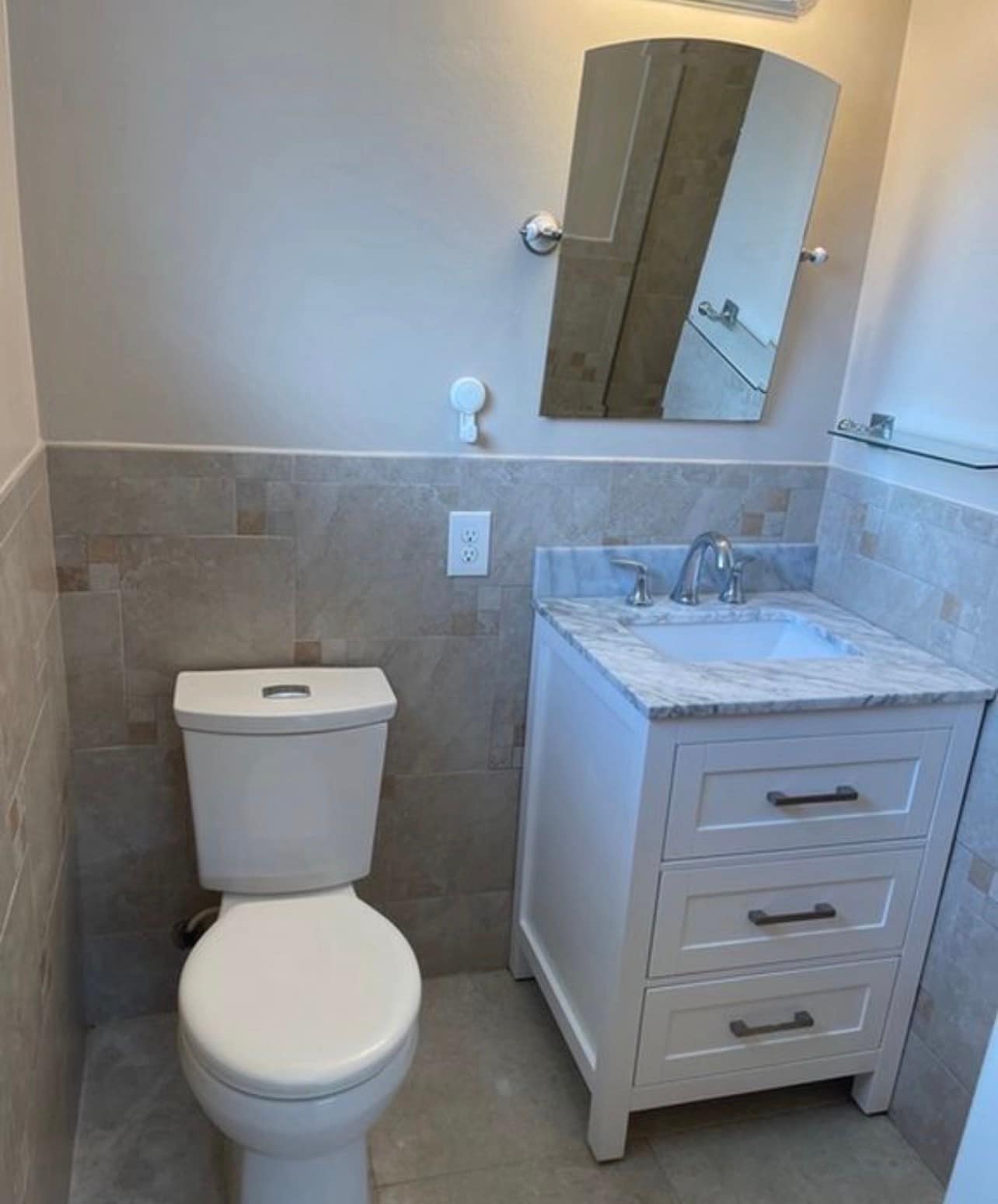 Master bathroom - 5252 Mosaic Dr