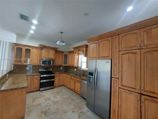 Building Photo - 8105 SW 17th Terrace