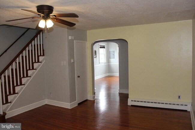 Building Photo - 4983 Whitaker Ave
