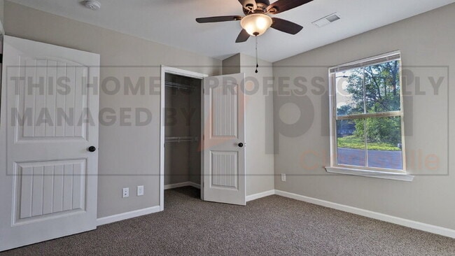 Building Photo - 107 Smithson Ln