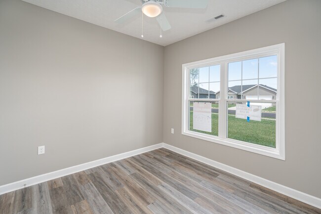 Building Photo - 2679 Cedrus Ave