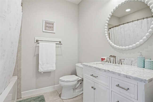 Building Photo - 3162 Moorings Dr S