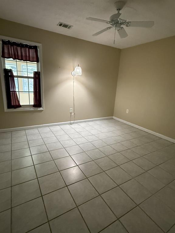 Building Photo - 34 Winding Creek Ct