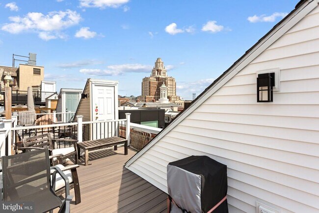 Building Photo - 3 Willings Alley