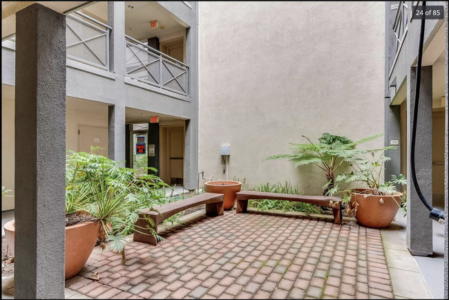 Common Area - 1101 S Main St