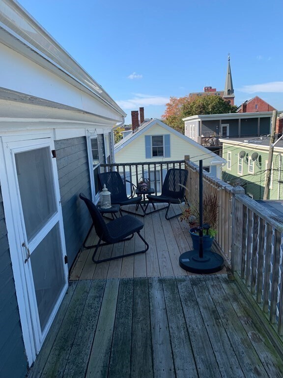 Building Photo - 11 Hodges Ct