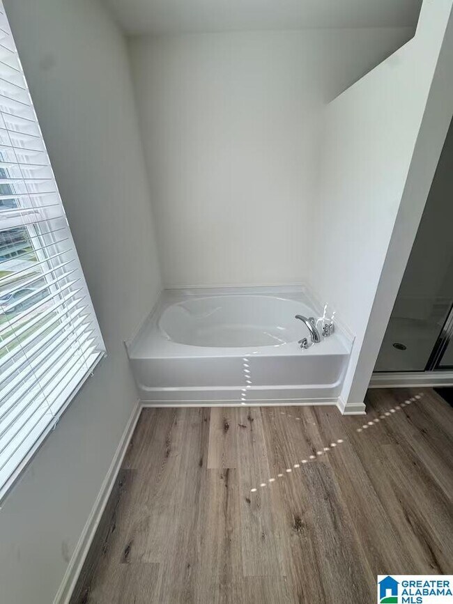 Building Photo - 510 Boxwood Bnd