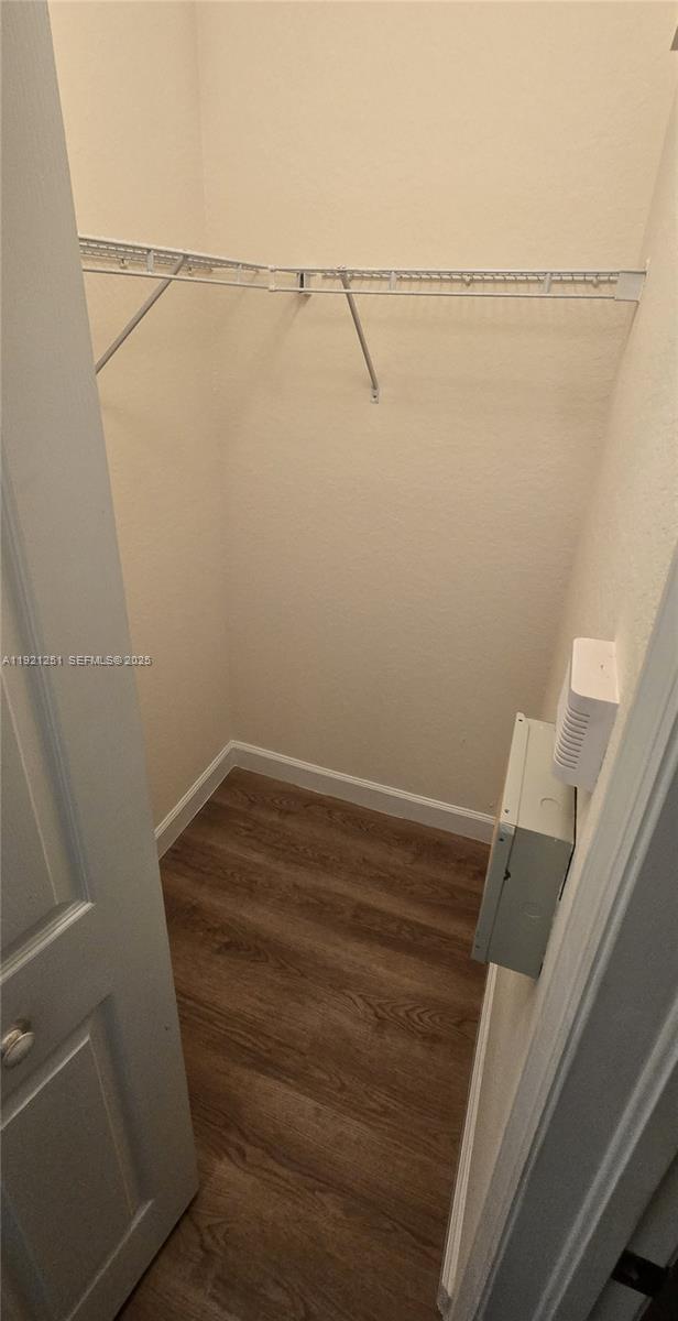 Building Photo - 3320 NE 13th Cir Dr