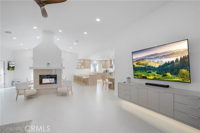 Building Photo - 68135 Tachevah Dr
