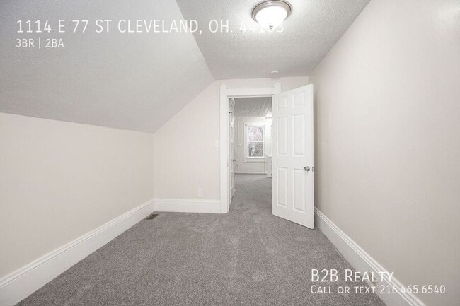 Building Photo - 1114 E 77th St