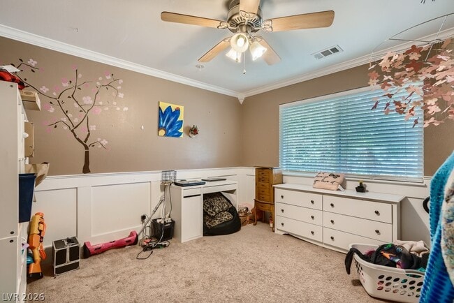 Building Photo - 5945 N El Capitan Way