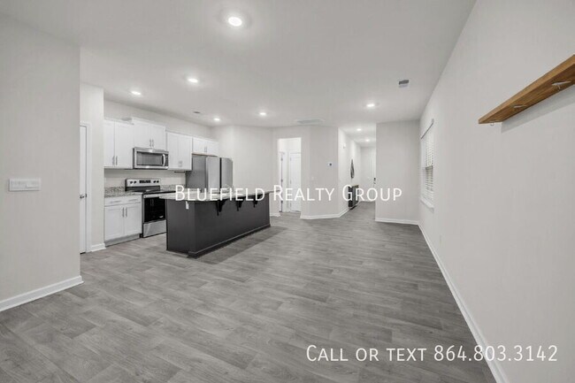 Building Photo - 1329 Wunder Way