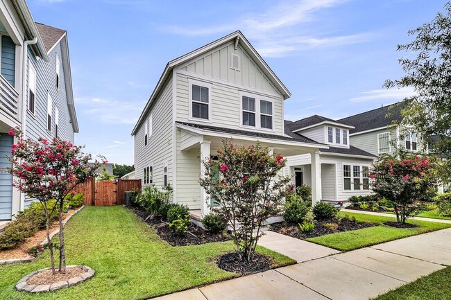 Building Photo - 396 Ripple Park Dr