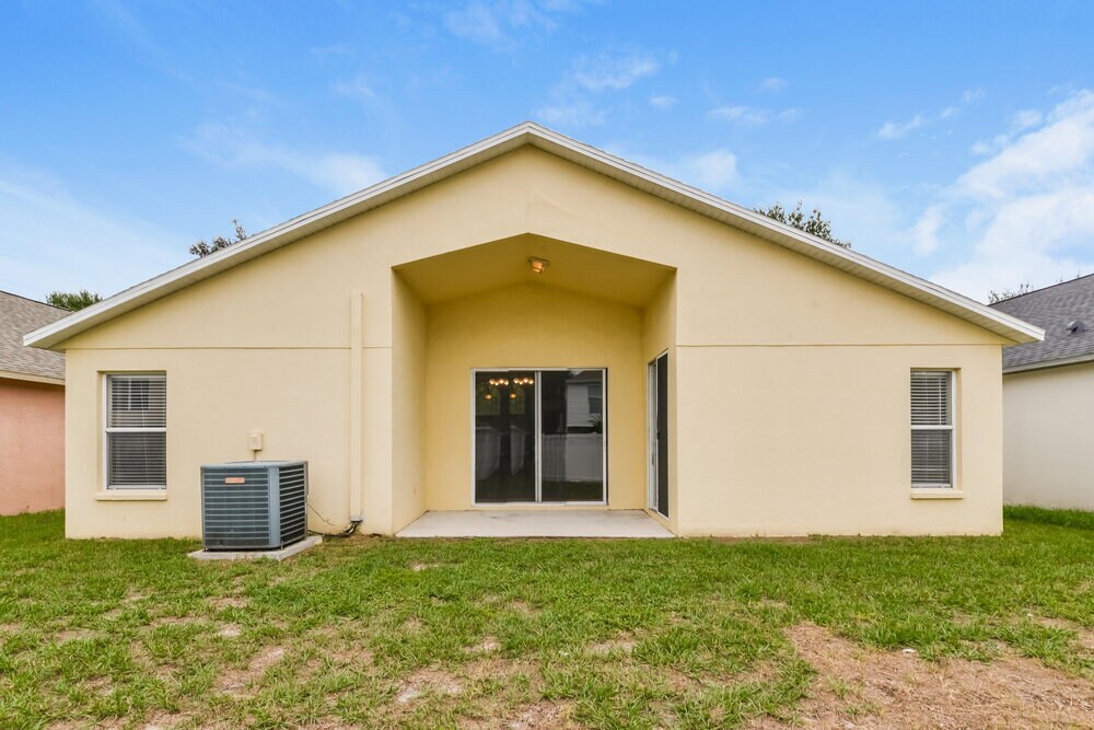 Building Photo - 12817 Kings Lake Dr