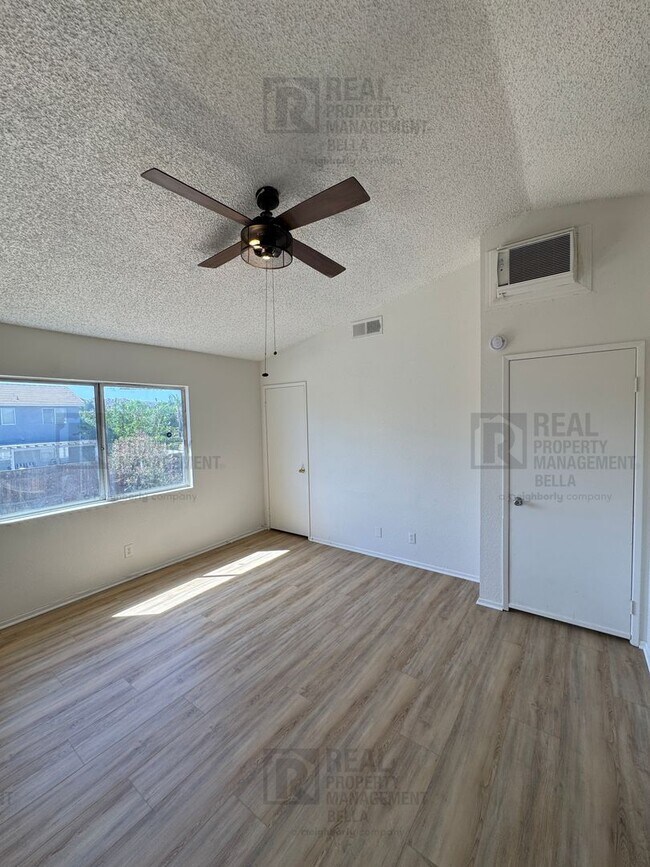 Building Photo - 1330 Wrigley Ln