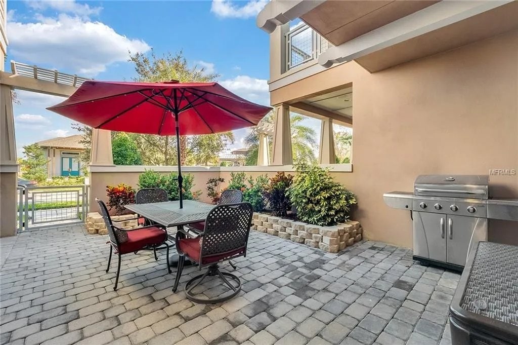 Building Photo - 13738 Walcott Avenue