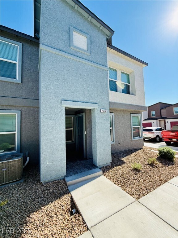 Building Photo - 2562 Blue Passion Ave