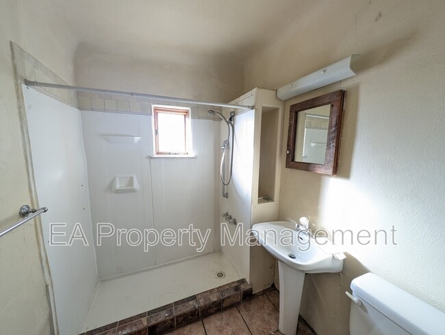 Building Photo - 200 63rd St SW