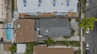 Building Photo - 1549 N Kingsley Dr