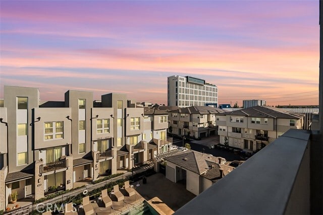 Building Photo - 1415 W Cara Dr