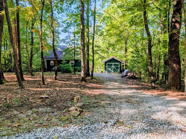Building Photo - 54 Teaberry Ln