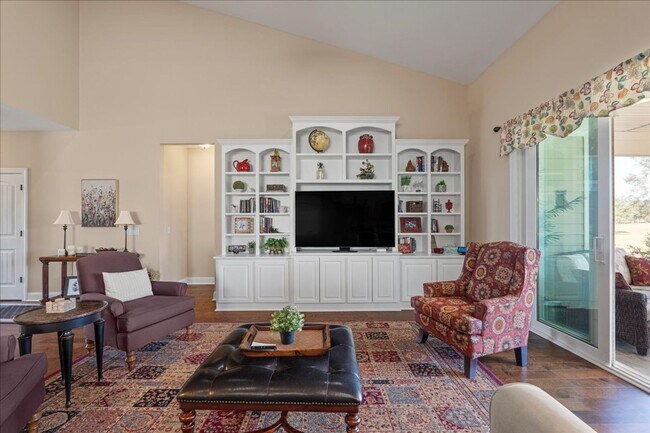 Building Photo - Beautiful Home in Hilton Head Lakes - Opti...