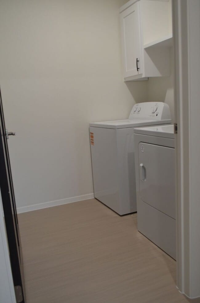 Building Photo - 1438 Walker Pl Blvd