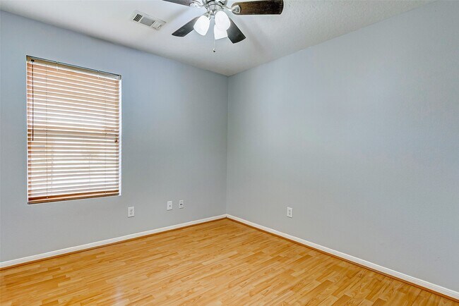 Building Photo - 3238 Clipper Winds Way