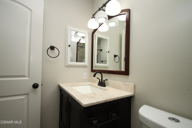 Building Photo - 1299 Ramona Dr