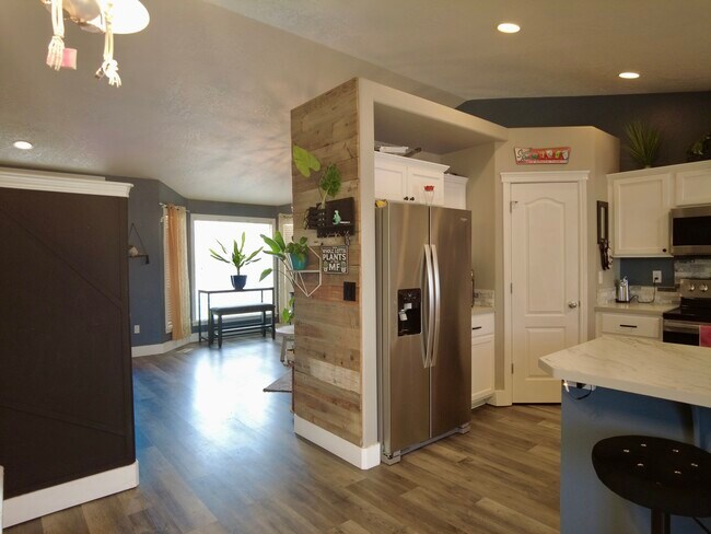 Building Photo - 3551 S Payette River Ave