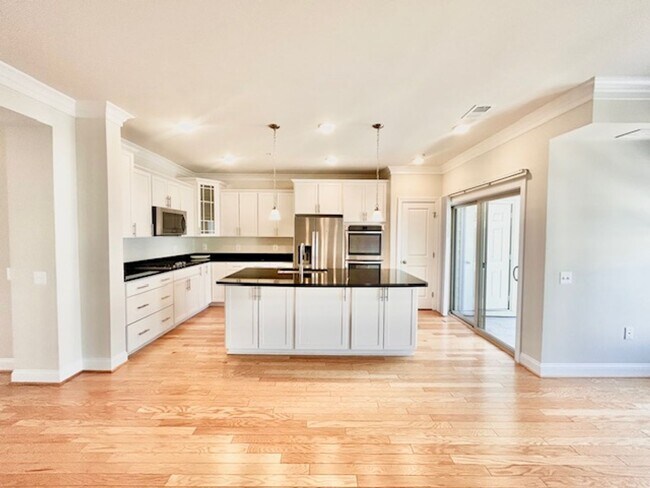 Building Photo - 140 Copley Cir