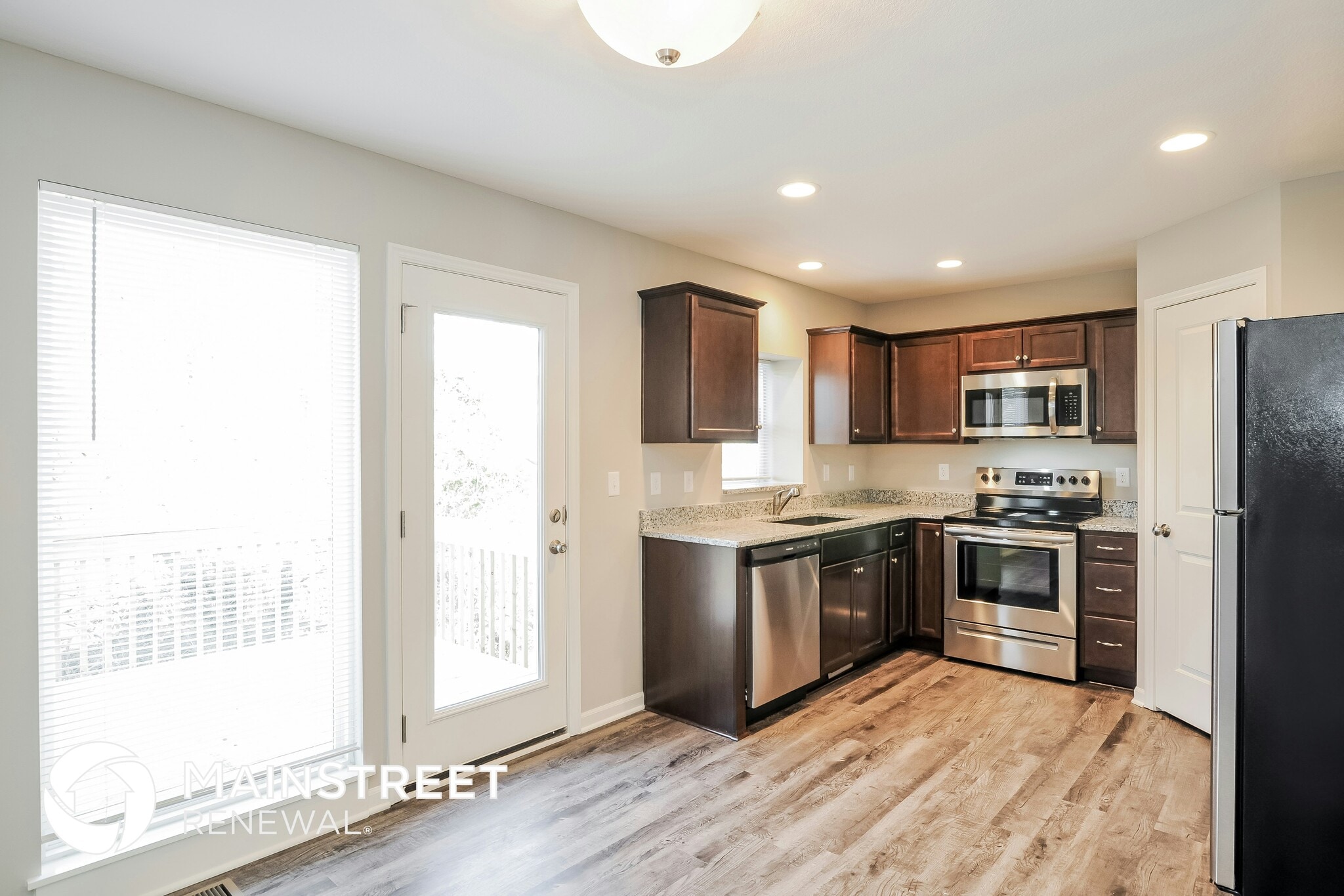 Building Photo - 235 Jenny Ln