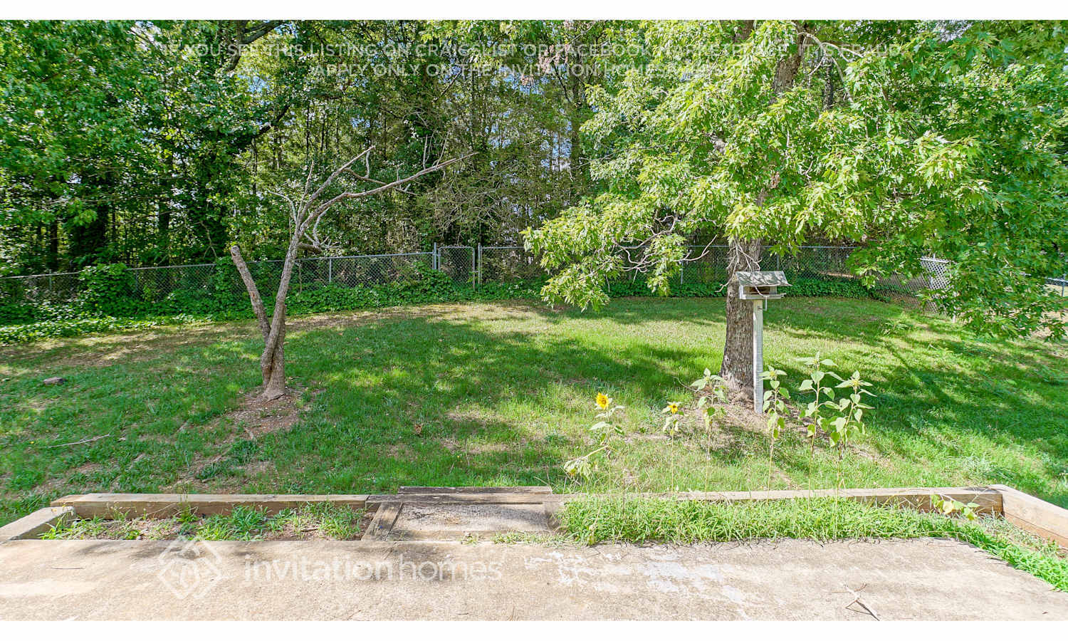 Building Photo - 221 River Birch Dr