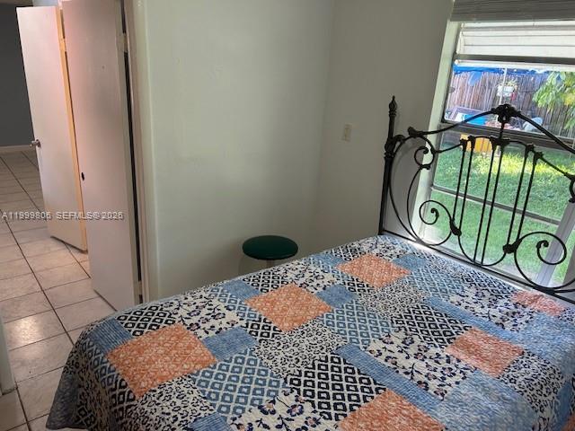 Building Photo - 2250 SW 11th St