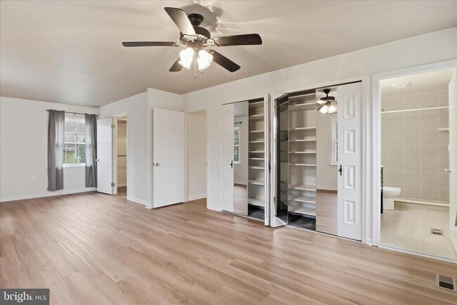 Building Photo - 14017 Broomall Ln