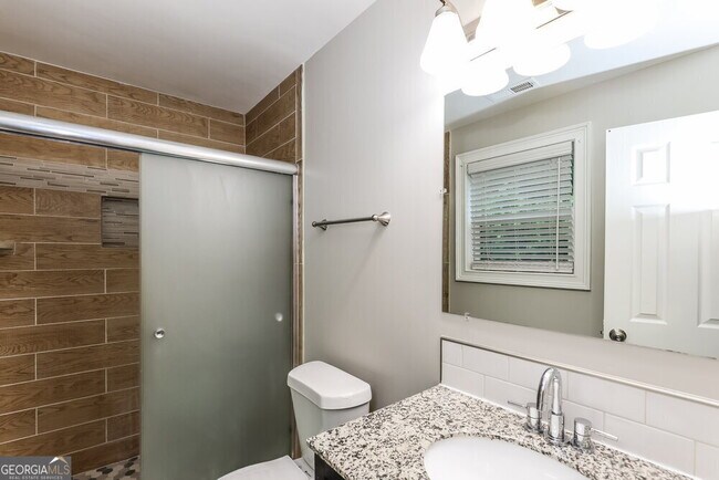 Building Photo - 2905 Garnet Way