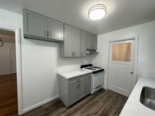 Building Photo - 4767001 /45