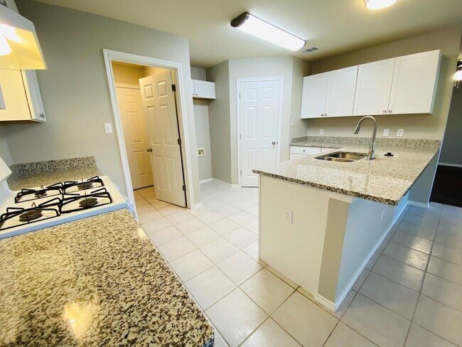Building Photo - 3304 Kissman Dr