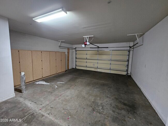 Building Photo - 14450 N Thompson Peak Pkwy