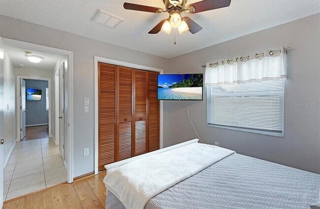 Building Photo - 7316 Caladesia Dr