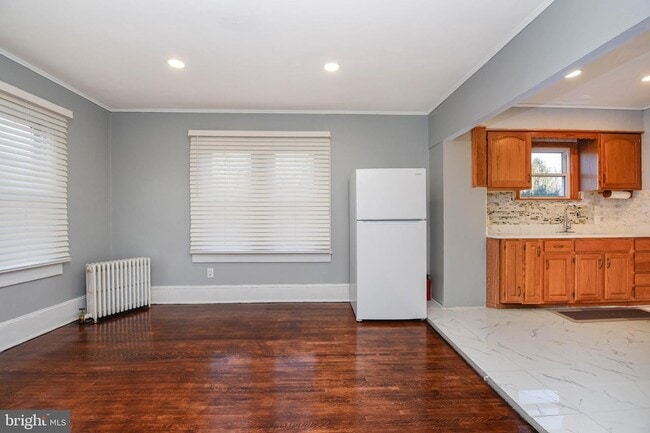 Building Photo - 2612 Olyphant Ave