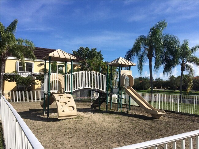 Building Photo - 8580 SW 212th St