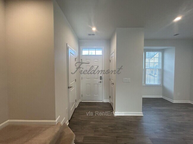 Building Photo - 574 Preakness Run