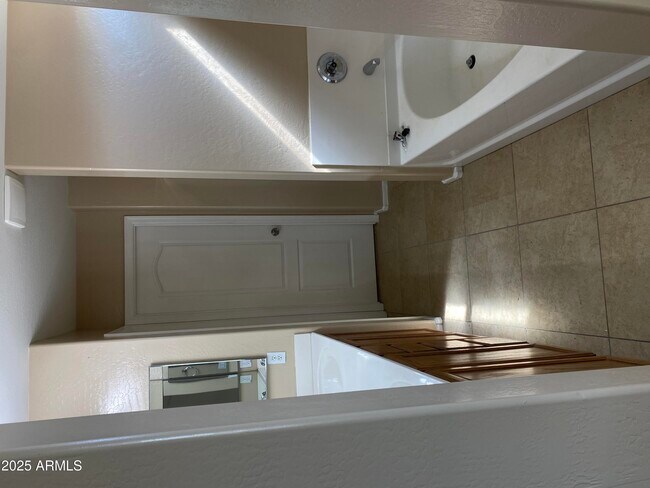 Building Photo - 1821 W Desert Mountain Dr