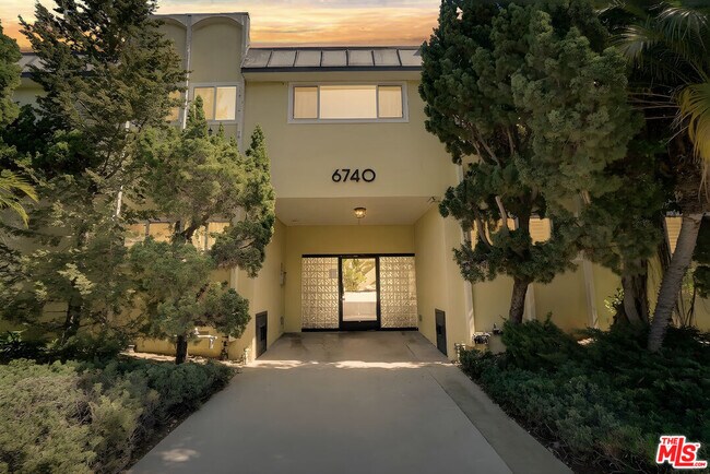 Building Photo - 6740 Springpark Ave
