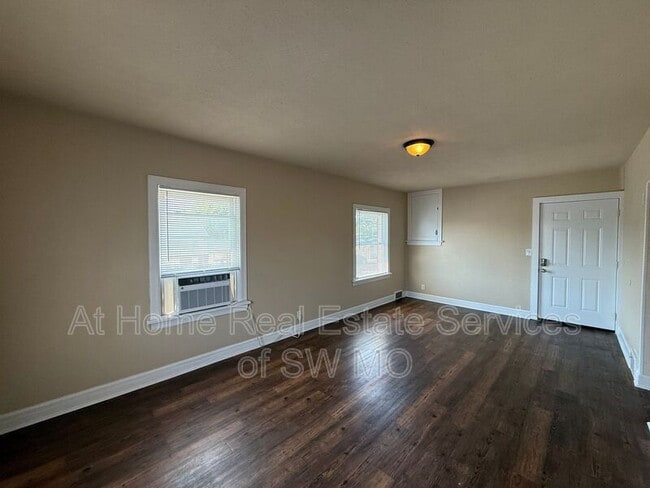 Building Photo - 433-6 E Bear Boulevard
