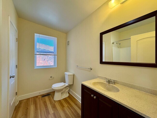 Building Photo - "Urban Charm in Baltimore, MD for rent