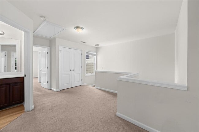 Building Photo - 1058 Treymont Ln SW